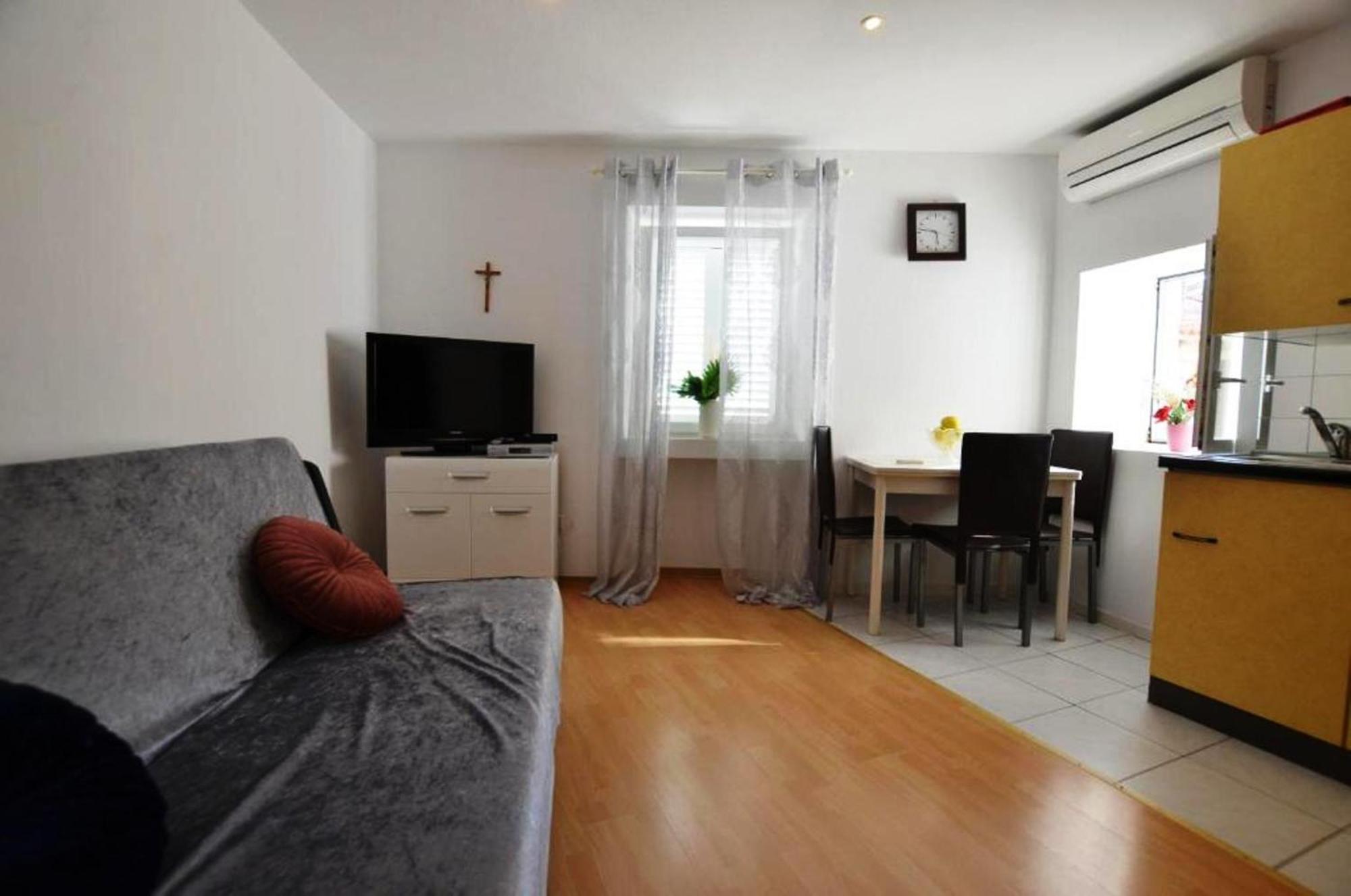 Excelsior Apartments 로비니 외부 사진