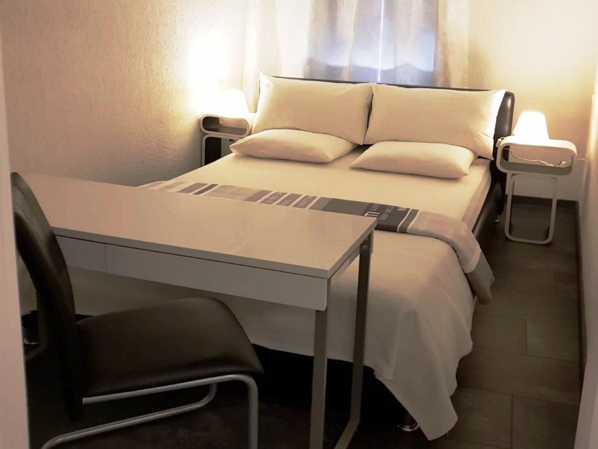 Excelsior Apartments 로비니 외부 사진