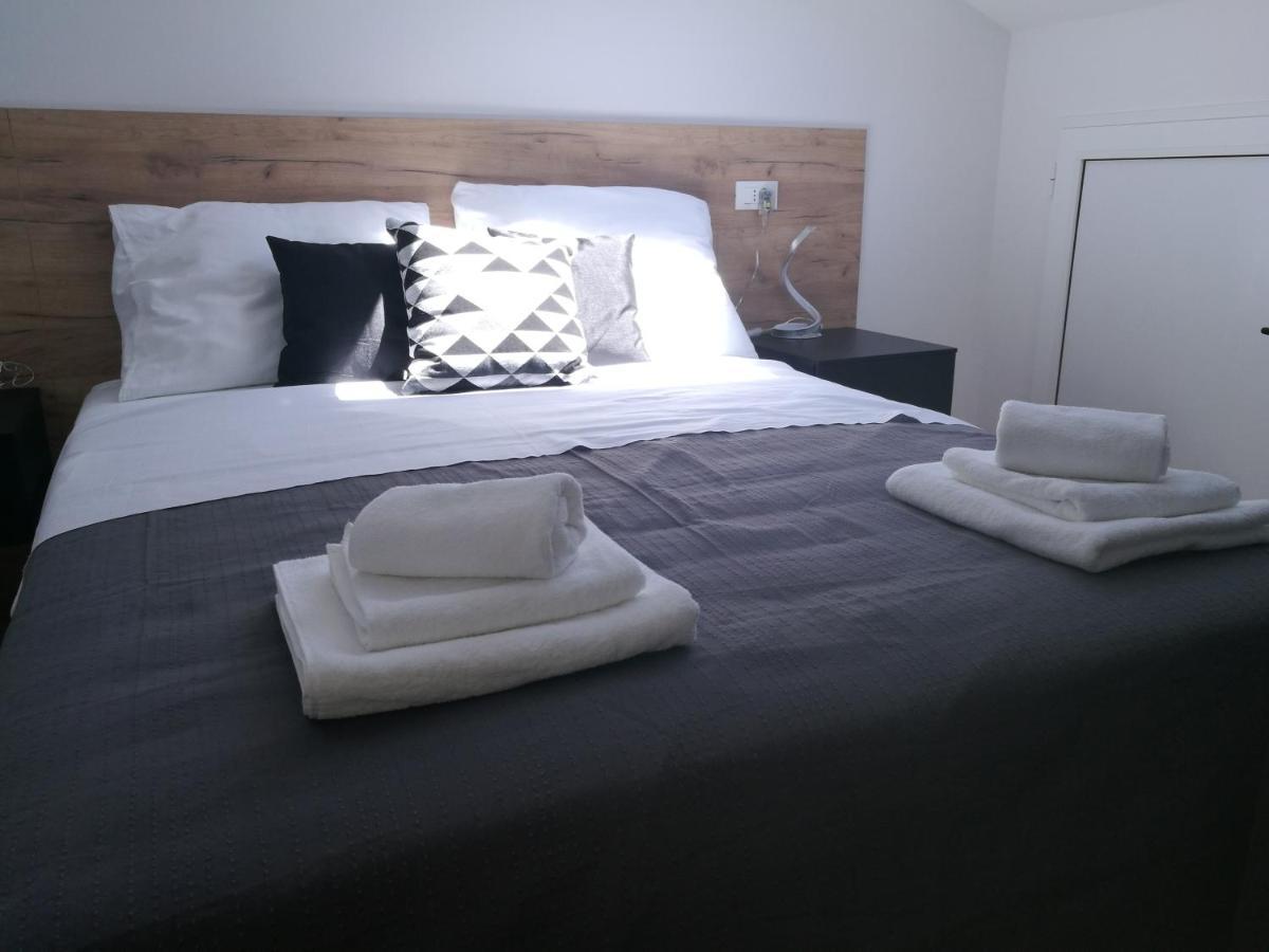Excelsior Apartments 로비니 외부 사진